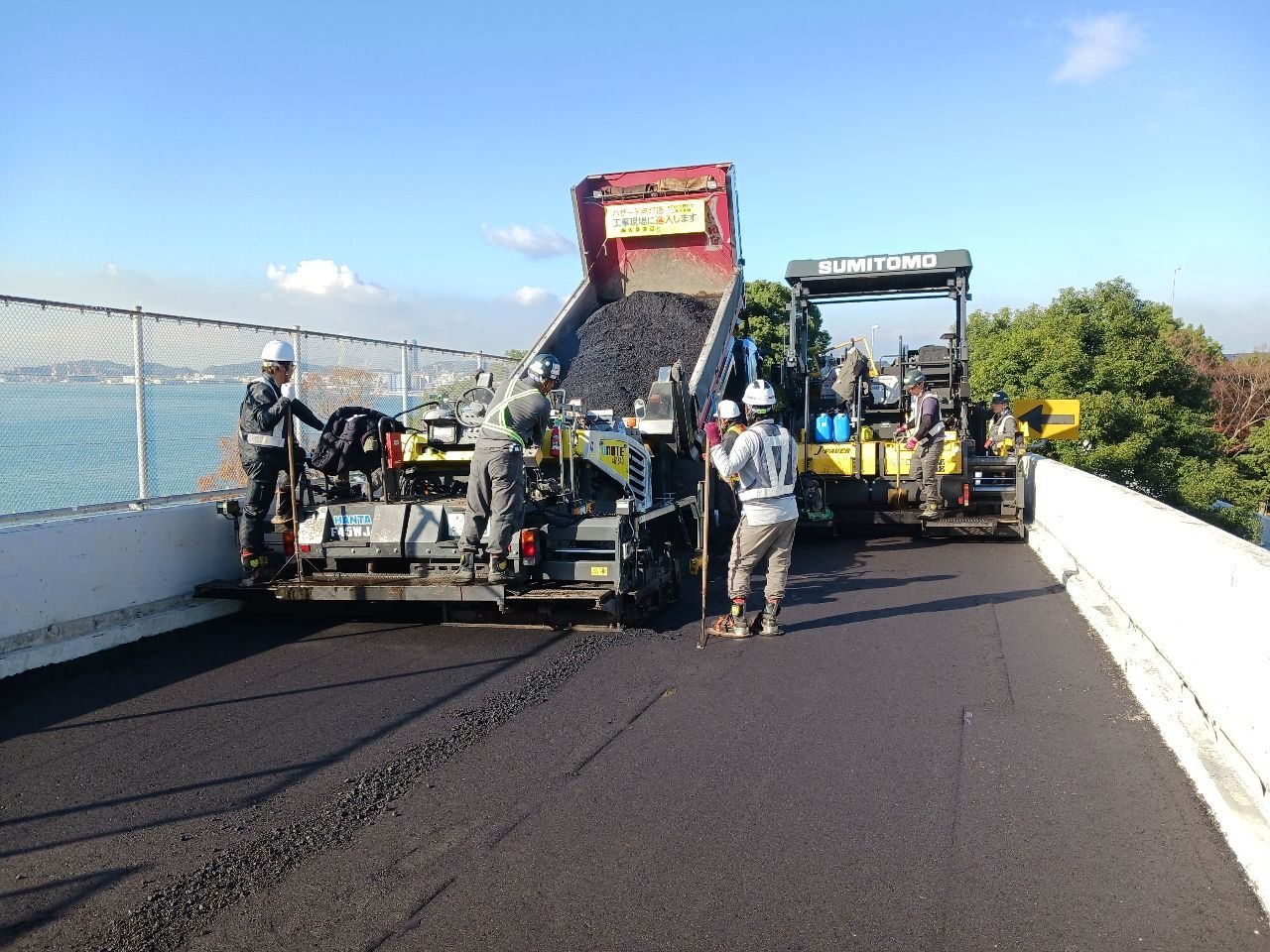 めかりPA内_舗装補修工事状況